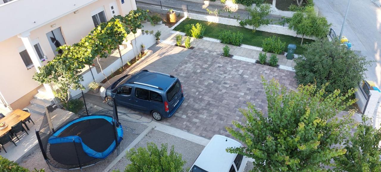 Apartment Anamaria Sibenik Exterior photo