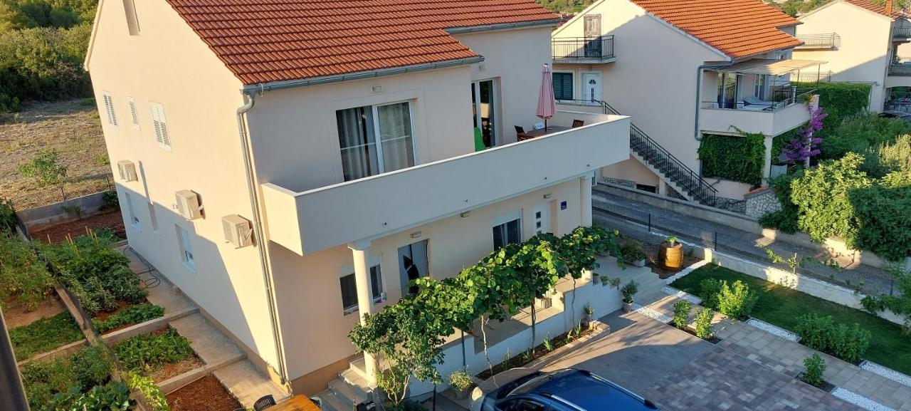 Apartment Anamaria Sibenik Exterior photo