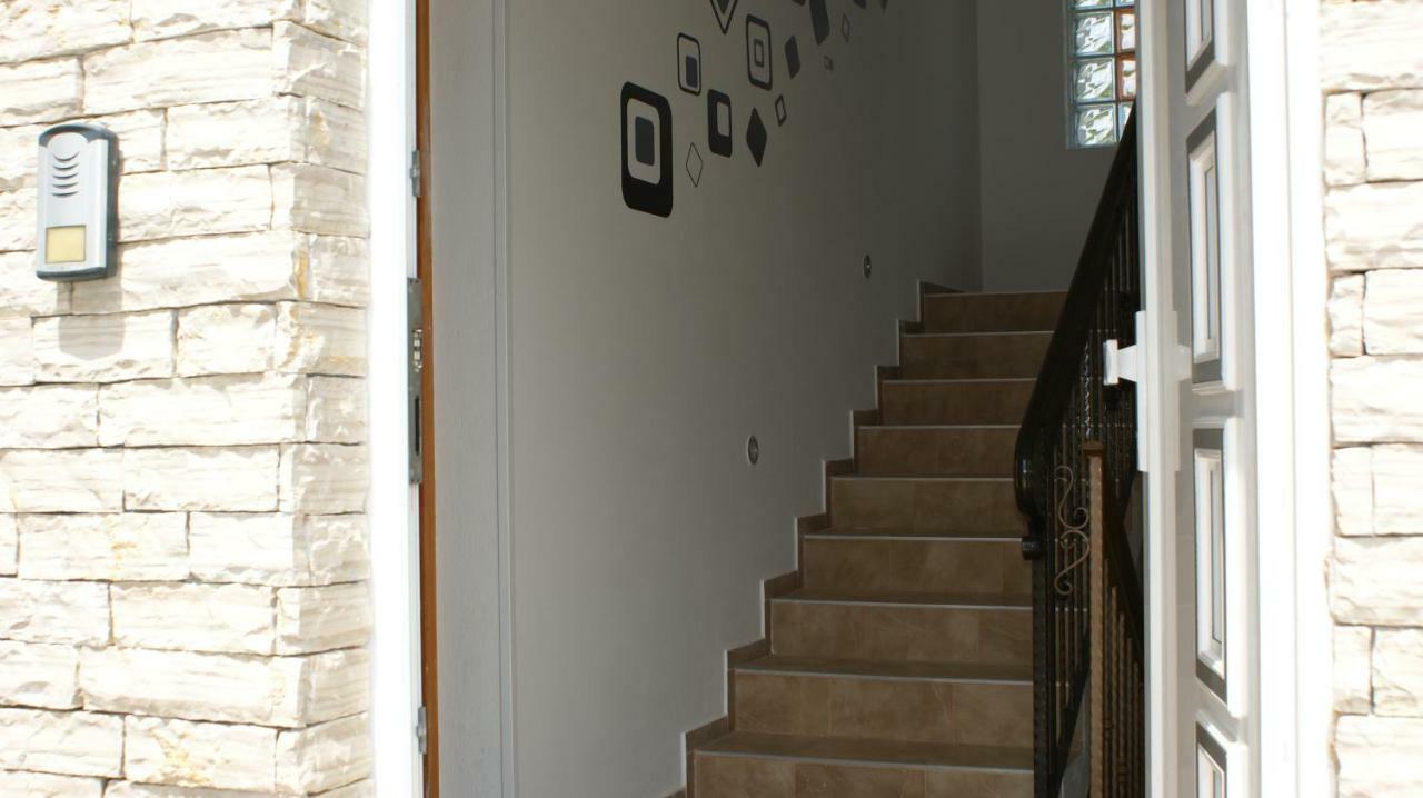 Apartment Anamaria Sibenik Exterior photo